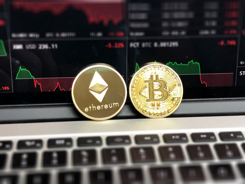 Top 5 Play To Earn Cryptos To Buy Now